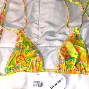 Kulani Kinis lime top